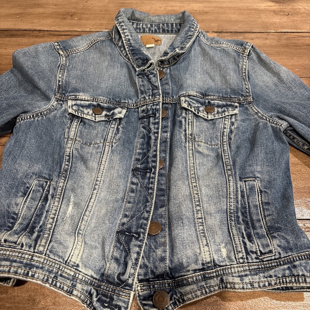 American Eagle Denim Jacket Women's Distressed Blue Jean Cropped Wash - Picture 2 of 7